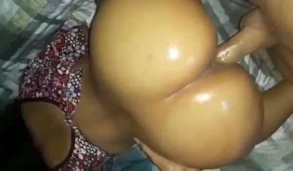 Rubbed Oil All Over Her Ass and Fucked My Girlfriend's Pussy in Doggy Style