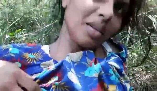 Bihari Couple Fucking in the Field with Hindi Audio