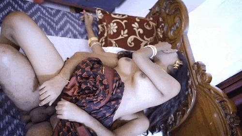 Father-in-law Fucked His Daughter-in-law Using the Excuse of a Back Massage
