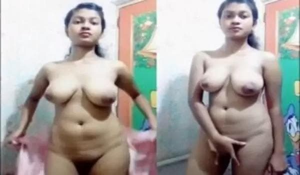 Sexy Girl Inserts Finger Into Her Own Pussy