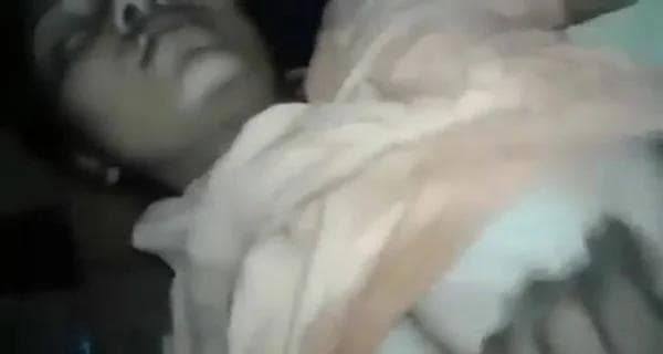 Boyfriend Fucks His Sleeping Girlfriend