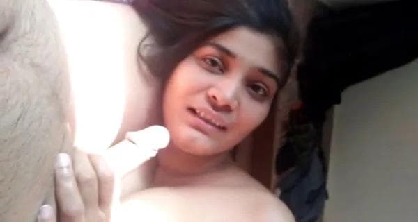 Sexy Girlfriend Sucking Cock With Hindi Talking