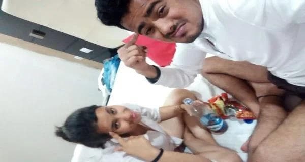 Intense Fucking With Girlfriend In OYO Hotel