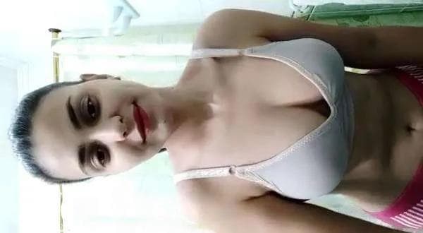 Sexy Indian Girl Made Her Naked MMS Video