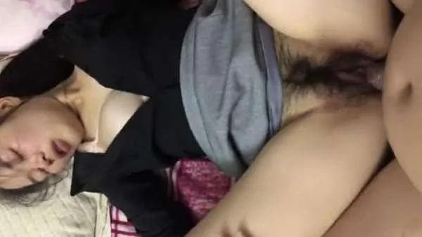 Painful Fucking of Nepali Girlfriend Leaked MMS